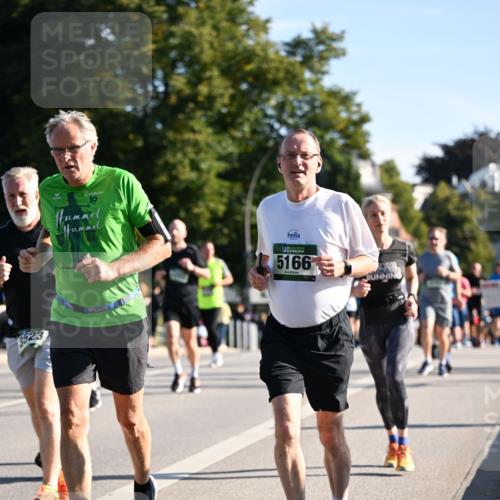 01.09.2024 - BARMER Alsterlauf Dr. Thomas Lammeyer http://msf.ph/oto/6899457 01.09.2024 09:37:11 Laufen 3523, 5166 meine-sportfotos.de
