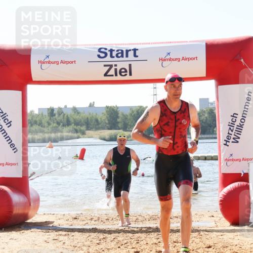 01.09.2024 - 17. Tribühne Triathlon Luisa Fischer http://msf.ph/oto/6899468 01.09.2024 11:47:15 Schwimmen 597, 662, 687, 708 meine-sportfotos.de