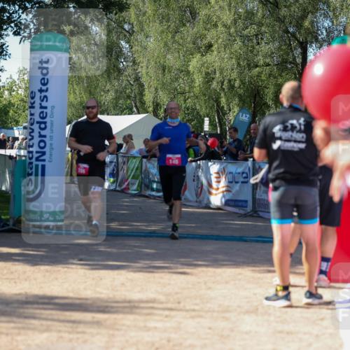 01.09.2024 - 17. Tribühne Triathlon Michael Strokosch http://msf.ph/oto/6899513 01.09.2024 10:52:46 Ziel 145, 155 meine-sportfotos.de