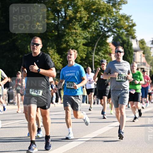 01.09.2024 - BARMER Alsterlauf Dr. Thomas Lammeyer http://msf.ph/oto/6899529 01.09.2024 09:37:15 Laufen 3521, 2891, 2, 3753, 2165 meine-sportfotos.de