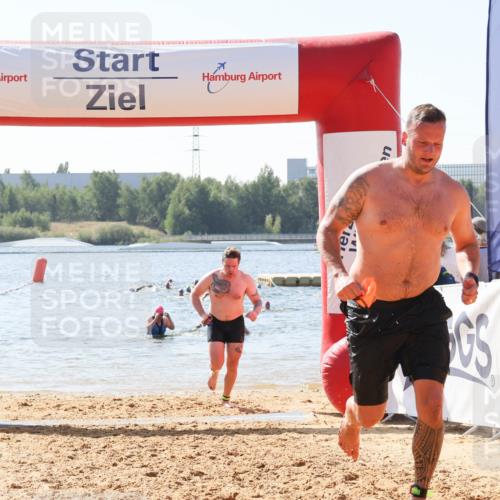 01.09.2024 - 17. Tribühne Triathlon Luisa Fischer http://msf.ph/oto/6899530 01.09.2024 11:47:26 Schwimmen 597, 612, 708 meine-sportfotos.de