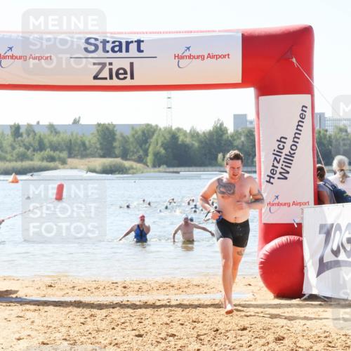 01.09.2024 - 17. Tribühne Triathlon Luisa Fischer http://msf.ph/oto/6899542 01.09.2024 11:47:28 Schwimmen 597, 612, 708 meine-sportfotos.de