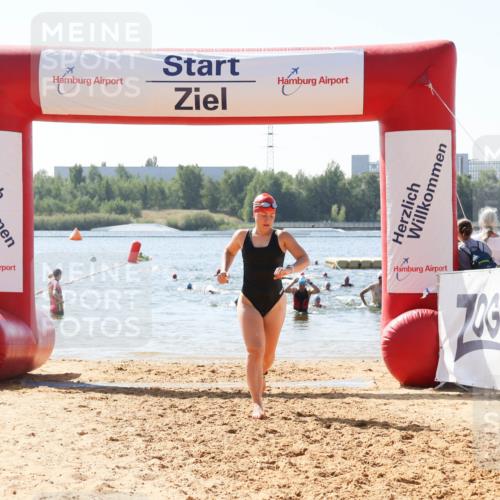 01.09.2024 - 17. Tribühne Triathlon Luisa Fischer http://msf.ph/oto/6899717 01.09.2024 11:47:56 Schwimmen 636, 642 meine-sportfotos.de