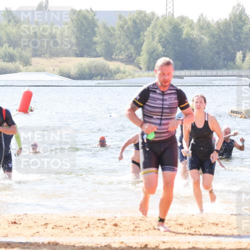 01.09.2024 - 17. Tribühne Triathlon Luisa Fischer http://msf.ph/oto/6899835 01.09.2024 11:48:18 Schwimmen 199, 570, 581, 592, 628, 635, 647, 677, 681 meine-sportfotos.de