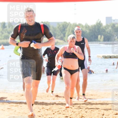 01.09.2024 - 17. Tribühne Triathlon Luisa Fischer http://msf.ph/oto/6899930 01.09.2024 11:48:27 Schwimmen 199, 569, 580, 581, 583, 592, 635, 660, 681 meine-sportfotos.de