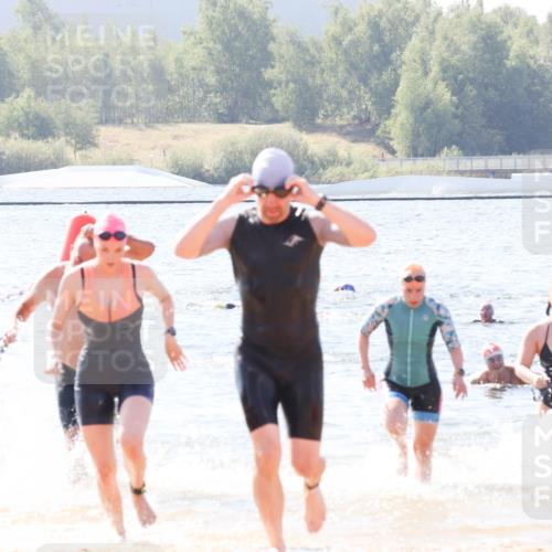 01.09.2024 - 17. Tribühne Triathlon Luisa Fischer http://msf.ph/oto/6899977 01.09.2024 11:48:35 Schwimmen 564, 568, 569, 580, 581, 583, 586, 660, 676, 703, 711 meine-sportfotos.de