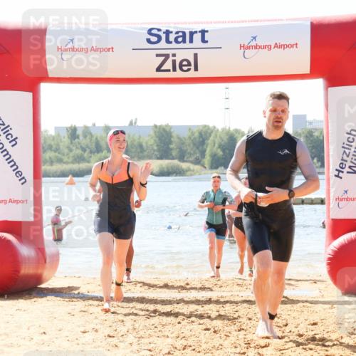 01.09.2024 - 17. Tribühne Triathlon Luisa Fischer http://msf.ph/oto/6900040 01.09.2024 11:48:39 Schwimmen 564, 568, 569, 586, 639, 676, 703, 711 meine-sportfotos.de