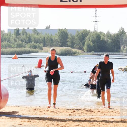01.09.2024 - 17. Tribühne Triathlon Luisa Fischer http://msf.ph/oto/6900166 01.09.2024 11:49:20 Schwimmen 577, 591, 606, 682 meine-sportfotos.de