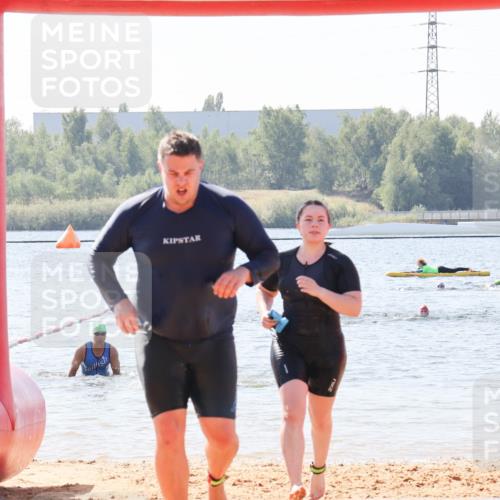 01.09.2024 - 17. Tribühne Triathlon Luisa Fischer http://msf.ph/oto/6900311 01.09.2024 11:49:34 Schwimmen 591, 634, 643, 682 meine-sportfotos.de