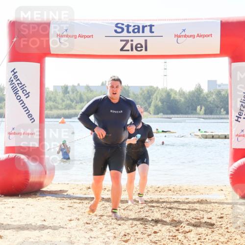 01.09.2024 - 17. Tribühne Triathlon Luisa Fischer http://msf.ph/oto/6900333 01.09.2024 11:49:35 Schwimmen 634, 643, 682 meine-sportfotos.de