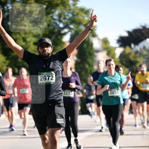 01.09.2024 - BARMER Alsterlauf Dr. Thomas Lammeyer http://msf.ph/oto/6900337 01.09.2024 09:37:54 Laufen 2672, 2213, 2853 meine-sportfotos.de