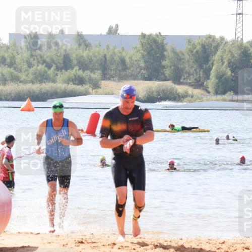 01.09.2024 - 17. Tribühne Triathlon Luisa Fischer http://msf.ph/oto/6900368 01.09.2024 11:49:46 Schwimmen 571, 578 meine-sportfotos.de