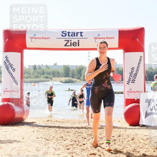 01.09.2024 - 17. Tribühne Triathlon Luisa Fischer http://msf.ph/oto/6900512 01.09.2024 11:50:09 Schwimmen 605, 627, 652, 674, 684 meine-sportfotos.de