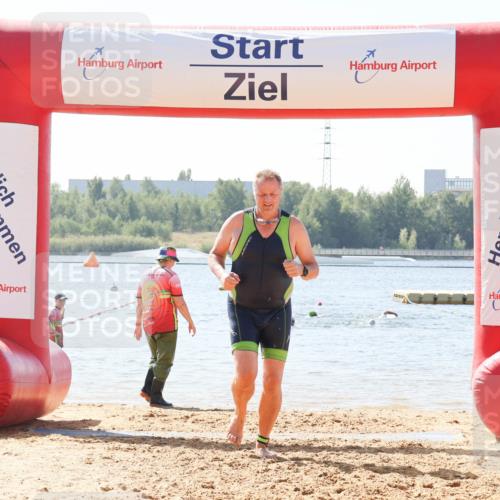 01.09.2024 - 17. Tribühne Triathlon Luisa Fischer http://msf.ph/oto/6900566 01.09.2024 11:50:18 Schwimmen 627, 652, 674, 684 meine-sportfotos.de