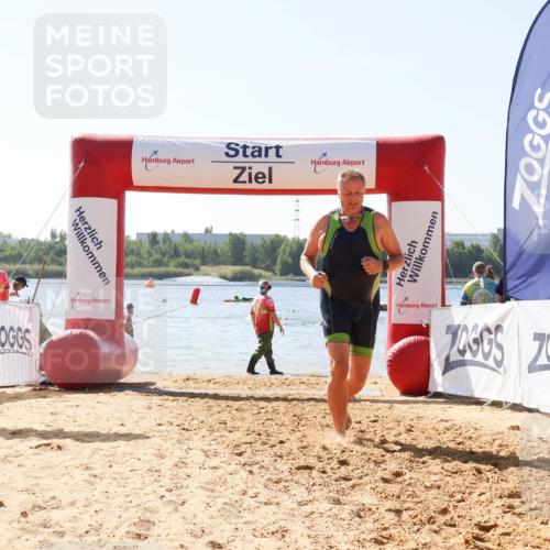 01.09.2024 - 17. Tribühne Triathlon Luisa Fischer http://msf.ph/oto/6900573 01.09.2024 11:50:20 Schwimmen 627, 652, 684 meine-sportfotos.de