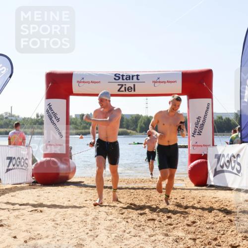 01.09.2024 - 17. Tribühne Triathlon Luisa Fischer http://msf.ph/oto/6900703 01.09.2024 11:50:50 Schwimmen 604, 697, 698, 699 meine-sportfotos.de