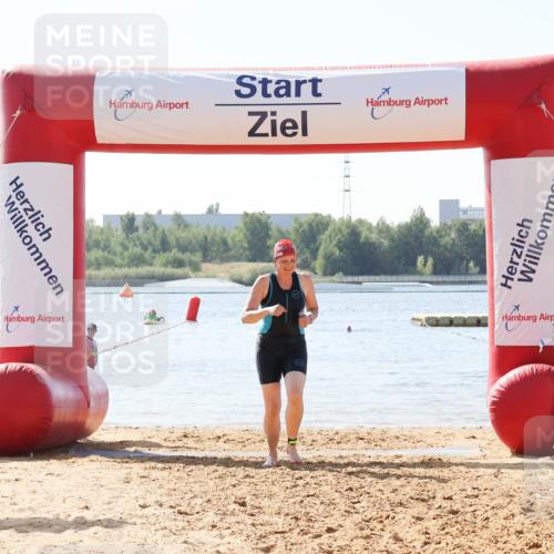 01.09.2024 - 17. Tribühne Triathlon Luisa Fischer http://msf.ph/oto/6900868 01.09.2024 11:51:19 Schwimmen 615 meine-sportfotos.de