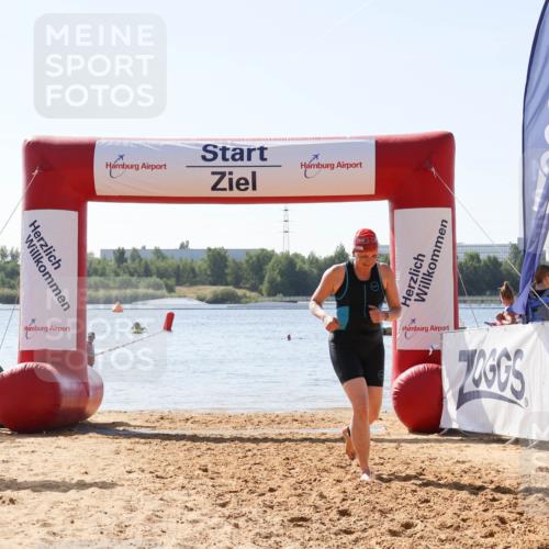 01.09.2024 - 17. Tribühne Triathlon Luisa Fischer http://msf.ph/oto/6900897 01.09.2024 11:51:21 Schwimmen 615 meine-sportfotos.de