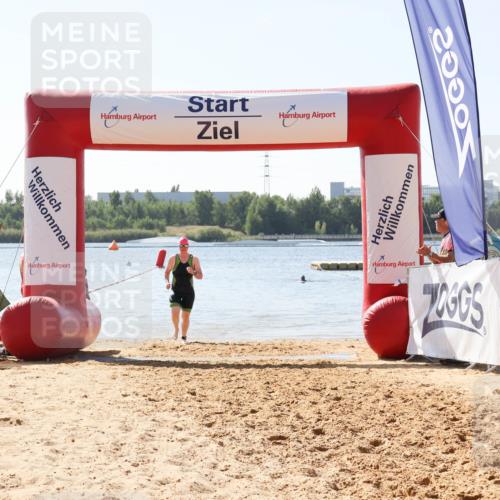 01.09.2024 - 17. Tribühne Triathlon Luisa Fischer http://msf.ph/oto/6900924 01.09.2024 11:52:23 Schwimmen 641 meine-sportfotos.de
