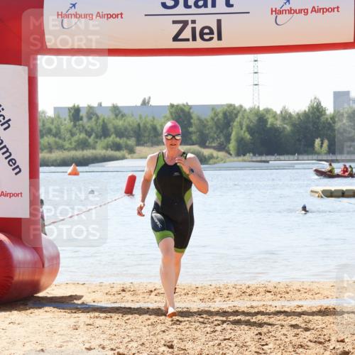01.09.2024 - 17. Tribühne Triathlon Luisa Fischer http://msf.ph/oto/6900957 01.09.2024 11:52:25 Schwimmen 641 meine-sportfotos.de