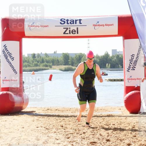 01.09.2024 - 17. Tribühne Triathlon Luisa Fischer http://msf.ph/oto/6900978 01.09.2024 11:52:26 Schwimmen 641 meine-sportfotos.de