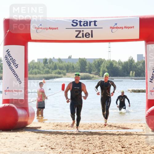 01.09.2024 - 17. Tribühne Triathlon Luisa Fischer http://msf.ph/oto/6901164 01.09.2024 12:06:11 Schwimmen 723, 751, 754 meine-sportfotos.de