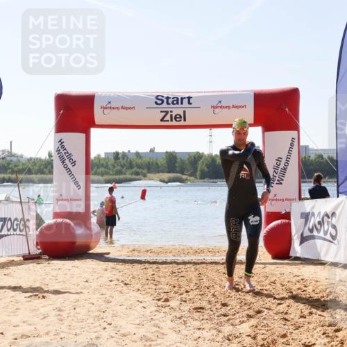 01.09.2024 - 17. Tribühne Triathlon Luisa Fischer http://msf.ph/oto/6901265 01.09.2024 12:06:19 Schwimmen 723, 751, 754 meine-sportfotos.de
