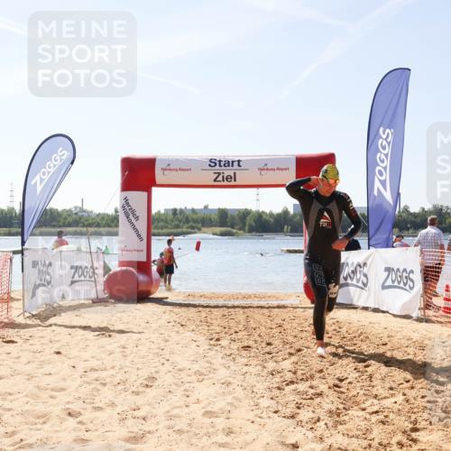 01.09.2024 - 17. Tribühne Triathlon Luisa Fischer http://msf.ph/oto/6901278 01.09.2024 12:06:20 Schwimmen 723, 751, 754 meine-sportfotos.de