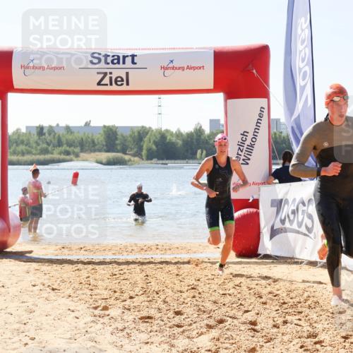 01.09.2024 - 17. Tribühne Triathlon Luisa Fischer http://msf.ph/oto/6901380 01.09.2024 12:07:00 Schwimmen 743, 1484 meine-sportfotos.de