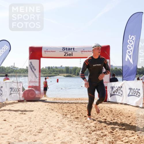01.09.2024 - 17. Tribühne Triathlon Luisa Fischer http://msf.ph/oto/6901473 01.09.2024 12:07:12 Schwimmen 368 meine-sportfotos.de