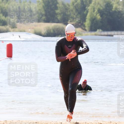 01.09.2024 - 17. Tribühne Triathlon Luisa Fischer http://msf.ph/oto/6901501 01.09.2024 12:07:26 Schwimmen 354 meine-sportfotos.de