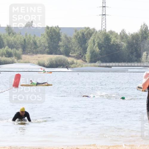 01.09.2024 - 17. Tribühne Triathlon Luisa Fischer http://msf.ph/oto/6901609 01.09.2024 12:08:10 Schwimmen 759 meine-sportfotos.de