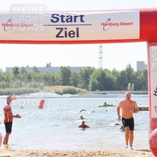 01.09.2024 - 17. Tribühne Triathlon Luisa Fischer http://msf.ph/oto/6901811 01.09.2024 12:09:22 Schwimmen 1498 meine-sportfotos.de