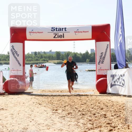 01.09.2024 - 17. Tribühne Triathlon Luisa Fischer http://msf.ph/oto/6902115 01.09.2024 12:10:14 Schwimmen 727, 738, 755, 757 meine-sportfotos.de