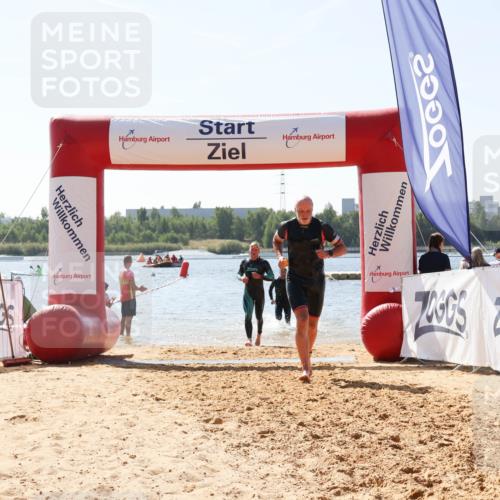 01.09.2024 - 17. Tribühne Triathlon Luisa Fischer http://msf.ph/oto/6902131 01.09.2024 12:10:15 Schwimmen 727, 738, 755, 757 meine-sportfotos.de