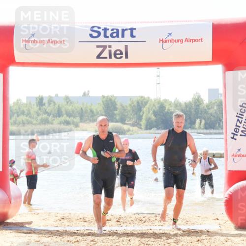01.09.2024 - 17. Tribühne Triathlon Luisa Fischer http://msf.ph/oto/6902305 01.09.2024 12:11:11 Schwimmen 725, 728, 731, 735, 736, 747 meine-sportfotos.de