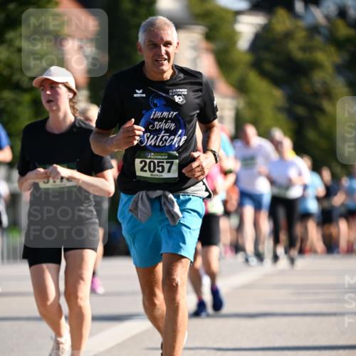 01.09.2024 - BARMER Alsterlauf Dr. Thomas Lammeyer http://msf.ph/oto/6904203 01.09.2024 09:40:18 Laufen 135, 2057 meine-sportfotos.de