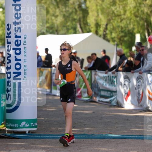 01.09.2024 - 17. Tribühne Triathlon Michael Strokosch http://msf.ph/oto/6904451 01.09.2024 11:05:37 Ziel 151, 187, 225, 226 meine-sportfotos.de