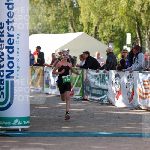 01.09.2024 - 17. Tribühne Triathlon Michael Strokosch http://msf.ph/oto/6904556 01.09.2024 11:05:50 Ziel 160, 174 meine-sportfotos.de