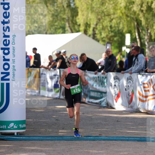 01.09.2024 - 17. Tribühne Triathlon Michael Strokosch http://msf.ph/oto/6904575 01.09.2024 11:05:51 Ziel 160, 174, 300 meine-sportfotos.de