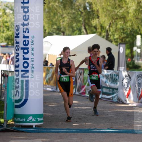 01.09.2024 - 17. Tribühne Triathlon Michael Strokosch http://msf.ph/oto/6905588 01.09.2024 11:08:26 Ziel 281, 284 meine-sportfotos.de