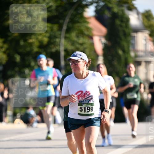 01.09.2024 - BARMER Alsterlauf Dr. Thomas Lammeyer http://msf.ph/oto/6907101 01.09.2024 09:42:28 Laufen 5199 meine-sportfotos.de