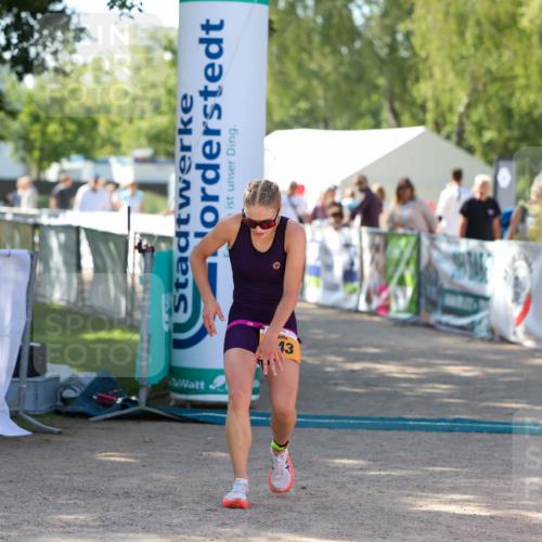 01.09.2024 - 17. Tribühne Triathlon Michael Strokosch http://msf.ph/oto/6908458 01.09.2024 11:47:10 Ziel 343, 391 meine-sportfotos.de