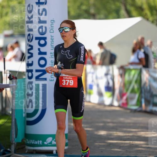 01.09.2024 - 17. Tribühne Triathlon Michael Strokosch http://msf.ph/oto/6909430 01.09.2024 11:54:43 Ziel 379 meine-sportfotos.de