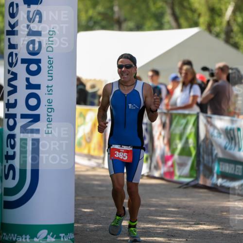 01.09.2024 - 17. Tribühne Triathlon Michael Strokosch http://msf.ph/oto/6909971 01.09.2024 11:58:50 Ziel 385 meine-sportfotos.de
