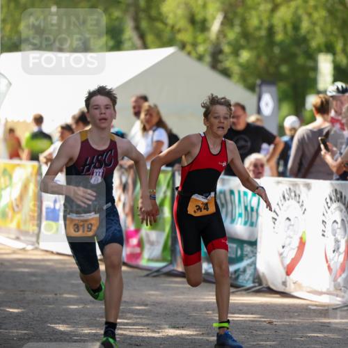 01.09.2024 - 17. Tribühne Triathlon Michael Strokosch http://msf.ph/oto/6910064 01.09.2024 11:59:44 Ziel 314, 319 meine-sportfotos.de