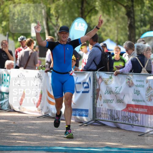 01.09.2024 - 17. Tribühne Triathlon Michael Strokosch http://msf.ph/oto/6910249 01.09.2024 12:00:32 Ziel 417 meine-sportfotos.de