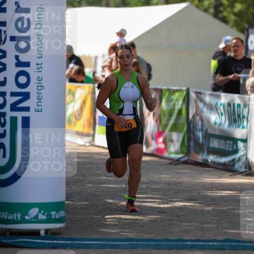 01.09.2024 - 17. Tribühne Triathlon Michael Strokosch http://msf.ph/oto/6910590 01.09.2024 12:02:36 Ziel 340, 426 meine-sportfotos.de