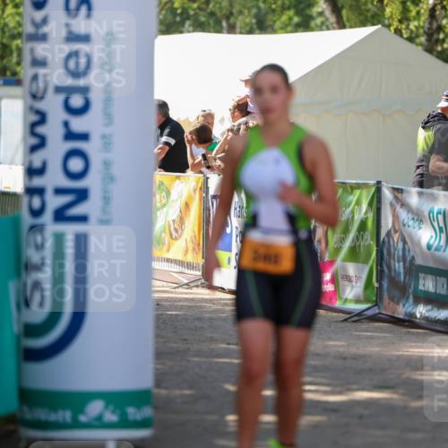 01.09.2024 - 17. Tribühne Triathlon Michael Strokosch http://msf.ph/oto/6910635 01.09.2024 12:02:38 Ziel 340, 374, 426 meine-sportfotos.de