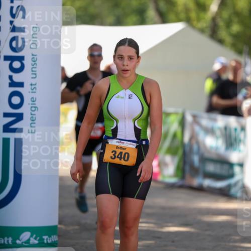 01.09.2024 - 17. Tribühne Triathlon Michael Strokosch http://msf.ph/oto/6910641 01.09.2024 12:02:39 Ziel 340, 374, 426 meine-sportfotos.de